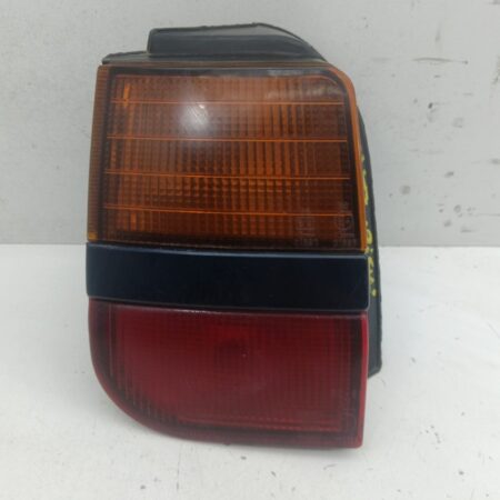 Farol Trasero Izquierdo Exterior Mitsubishi Space Wagon (N30/N40) 1991-1996 GLXi 0431536