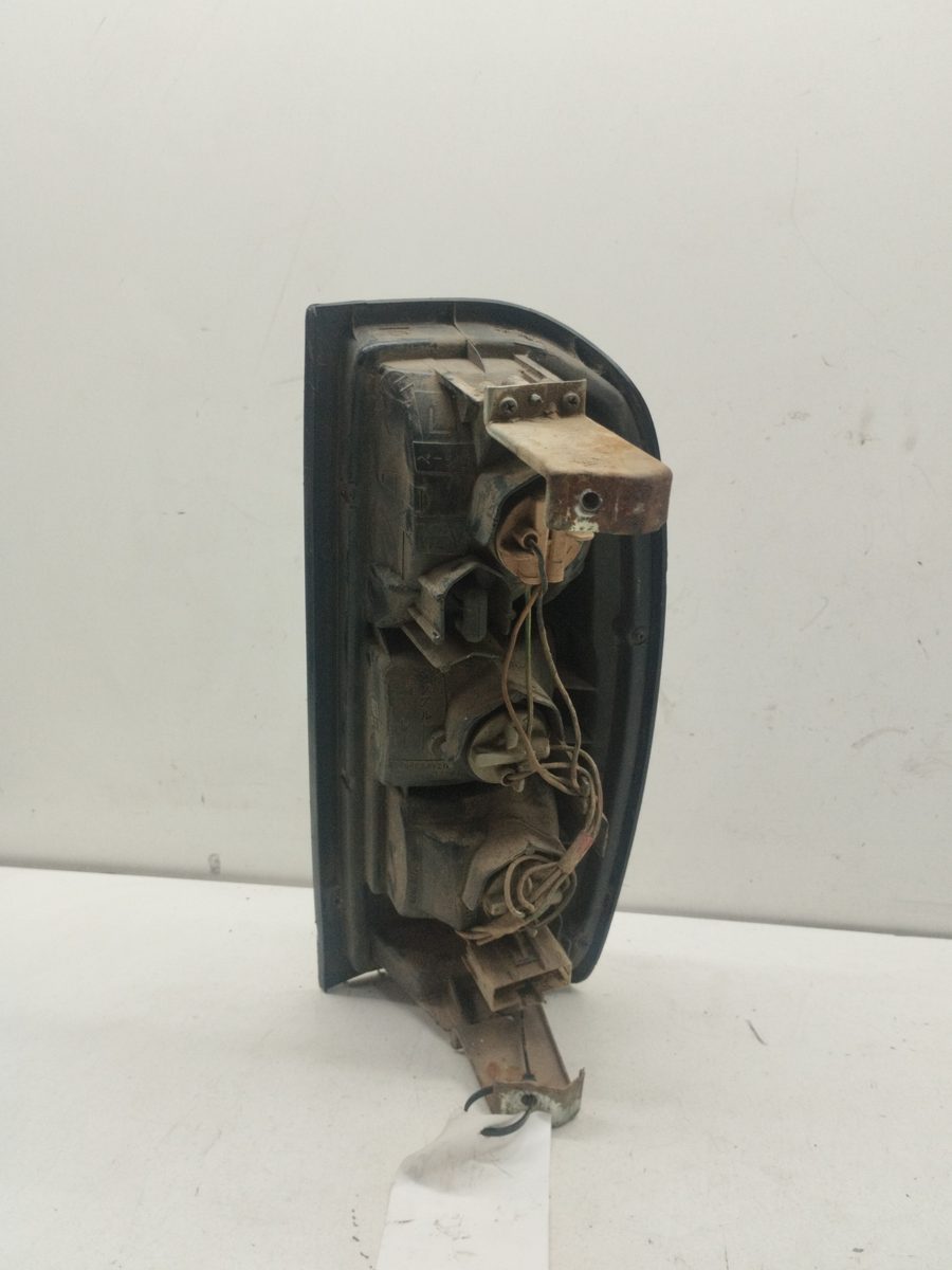 Farol Trasero Izquierdo Exterior Nissan Navara Pick-up (D40M) desde 2005