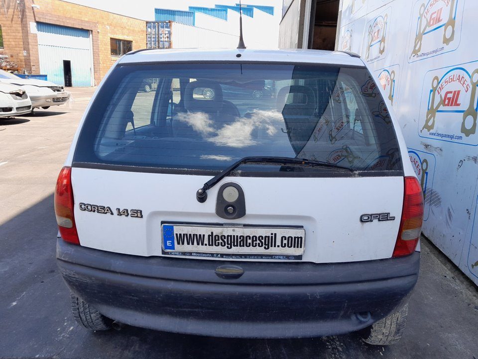 Opel Corsa B del que se desmontó esta pieza