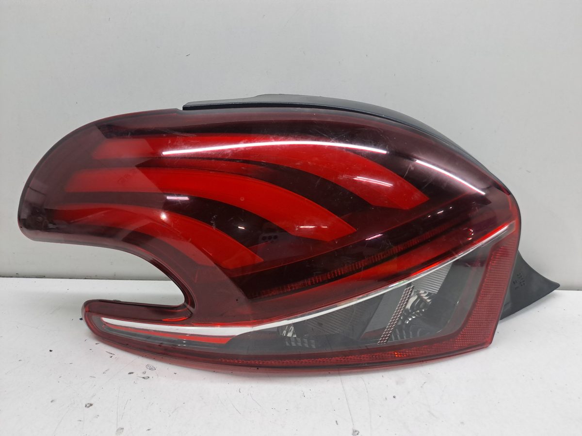 Farol Trasero Izquierdo Exterior Peugeot 208 2012-2019