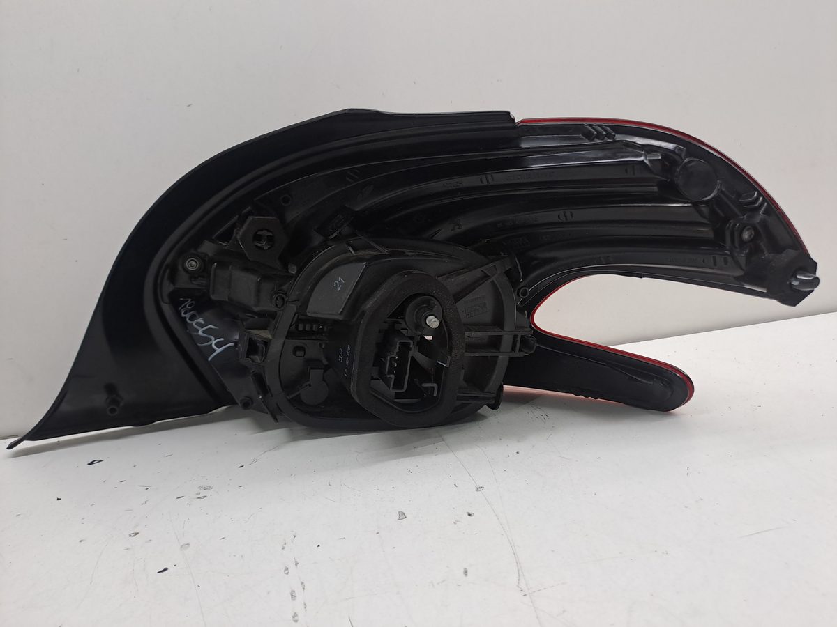 Farol Trasero Izquierdo Exterior Peugeot 208 2012-2019