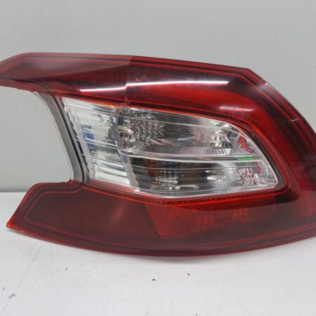 Farol Trasero Izquierdo Exterior Peugeot 308 2013-2021 Access 81259007