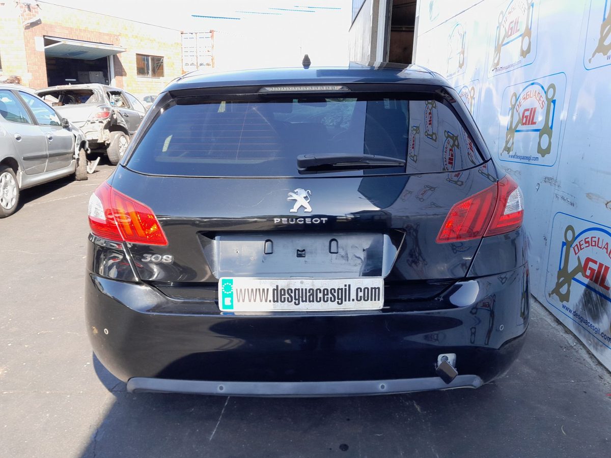 Peugeot 308 del que se desmontó esta pieza