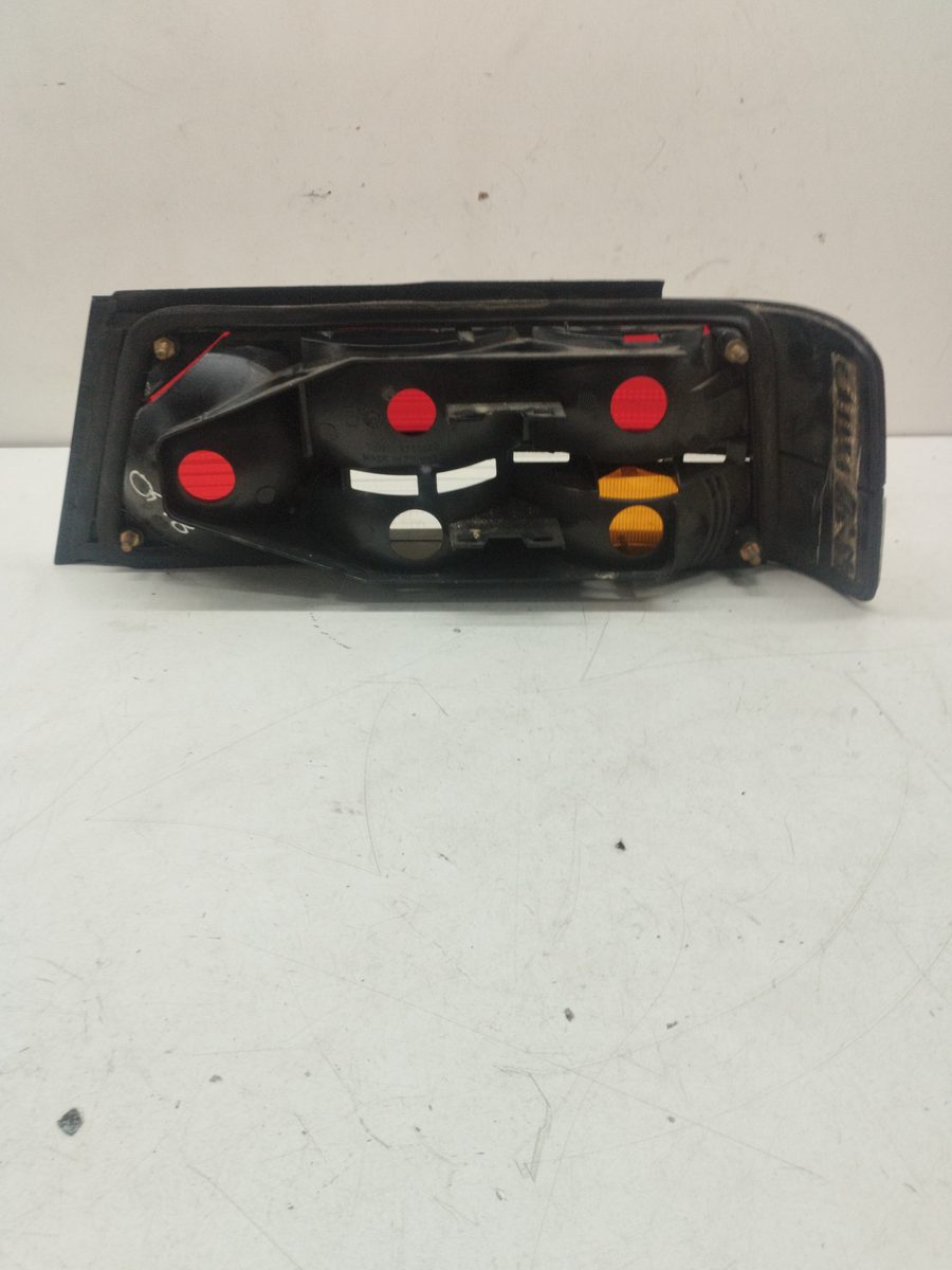 Farol Trasero Izquierdo Exterior Peugeot 405 1987-1996