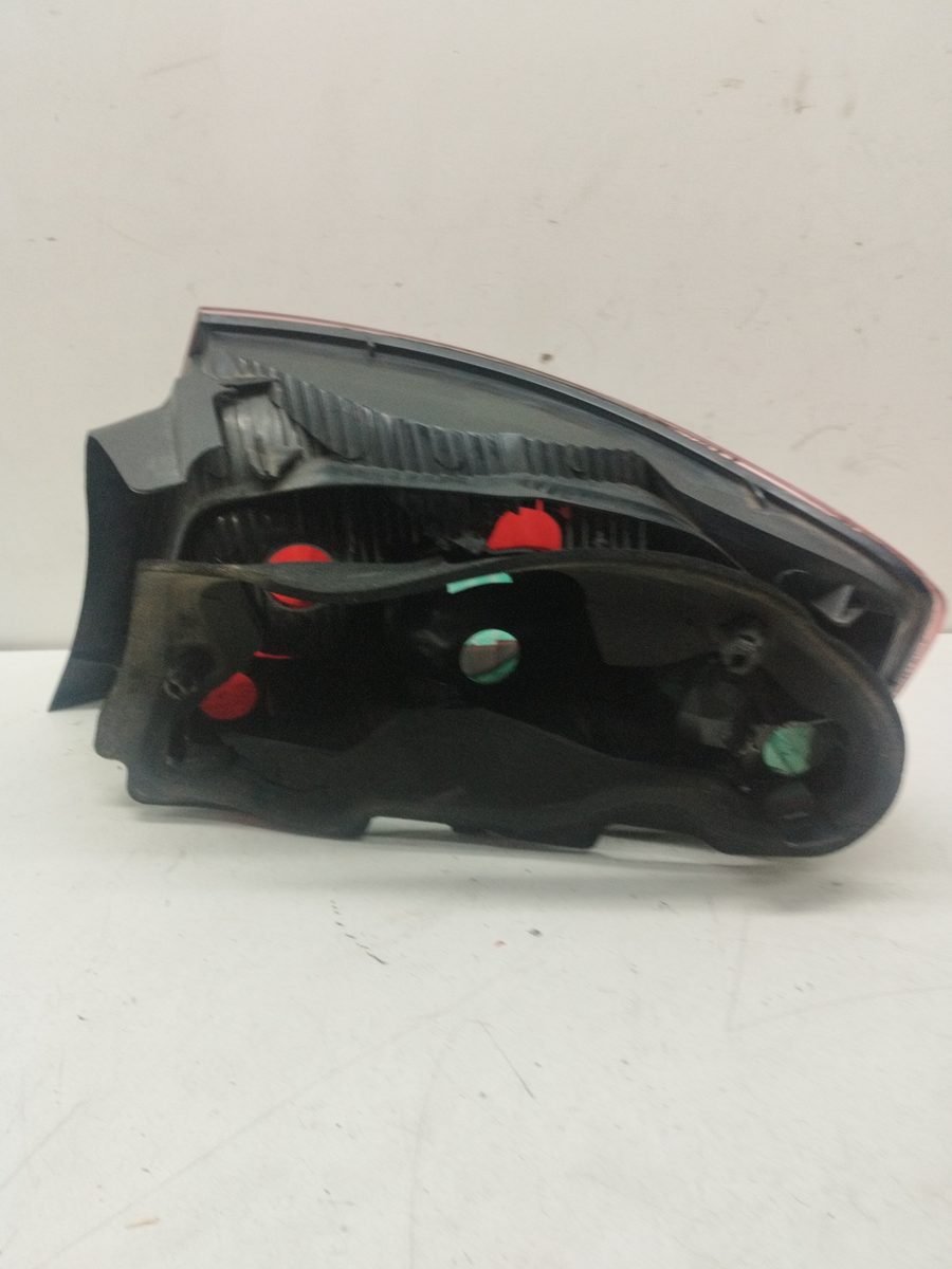 Farol Trasero Izquierdo Exterior Peugeot 407 2004-2011
