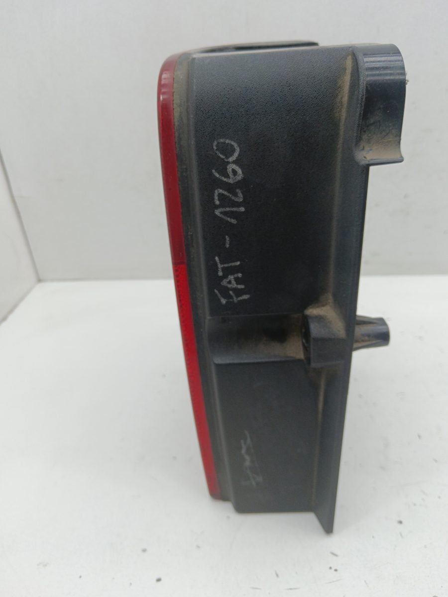 Farol Trasero Izquierdo Exterior Peugeot Partner (S2) 2002-2008