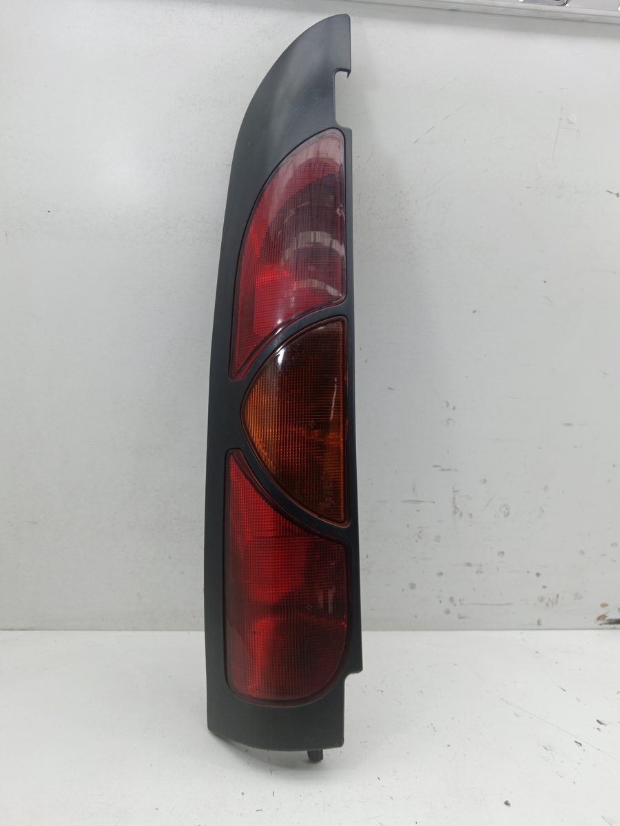 Farol Trasero Izquierdo Exterior Renault Kangoo (F/KC0) 1997-2005