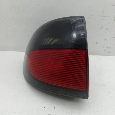 Farol Trasero Izquierdo Exterior Renault Megane I Classic (LA0) 1996-2001 Alize 7700838530