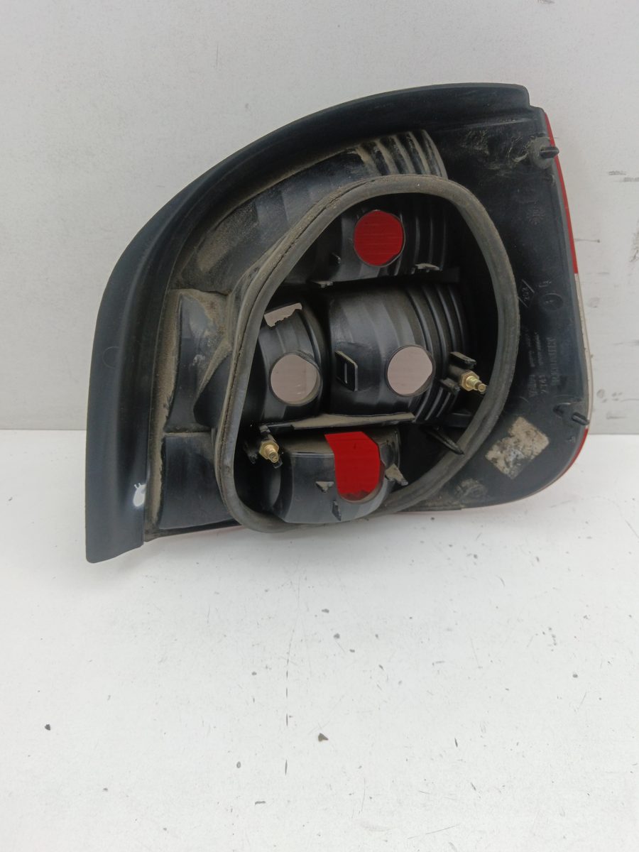 Farol Trasero Izquierdo Exterior Renault Scenic (JA..) 1999-2003