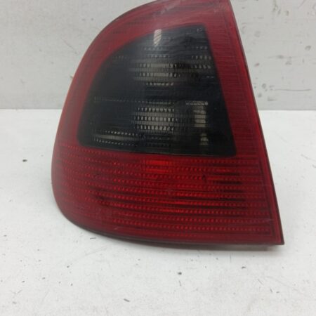 Farol Trasero Izquierdo Exterior SEAT Cordoba Berlina (6K2) 1993-1999 GLX