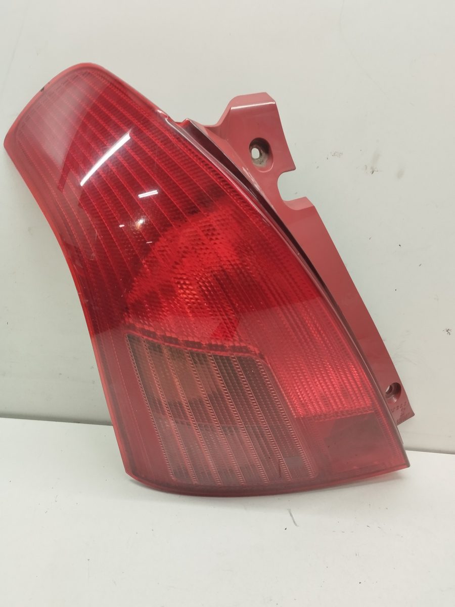 Farol Trasero Izquierdo Exterior Suzuki Swift (MZ) 2005-2012