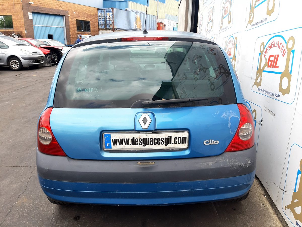 Renault Clio II Fase II (B/CB0) del que se desmontó esta pieza