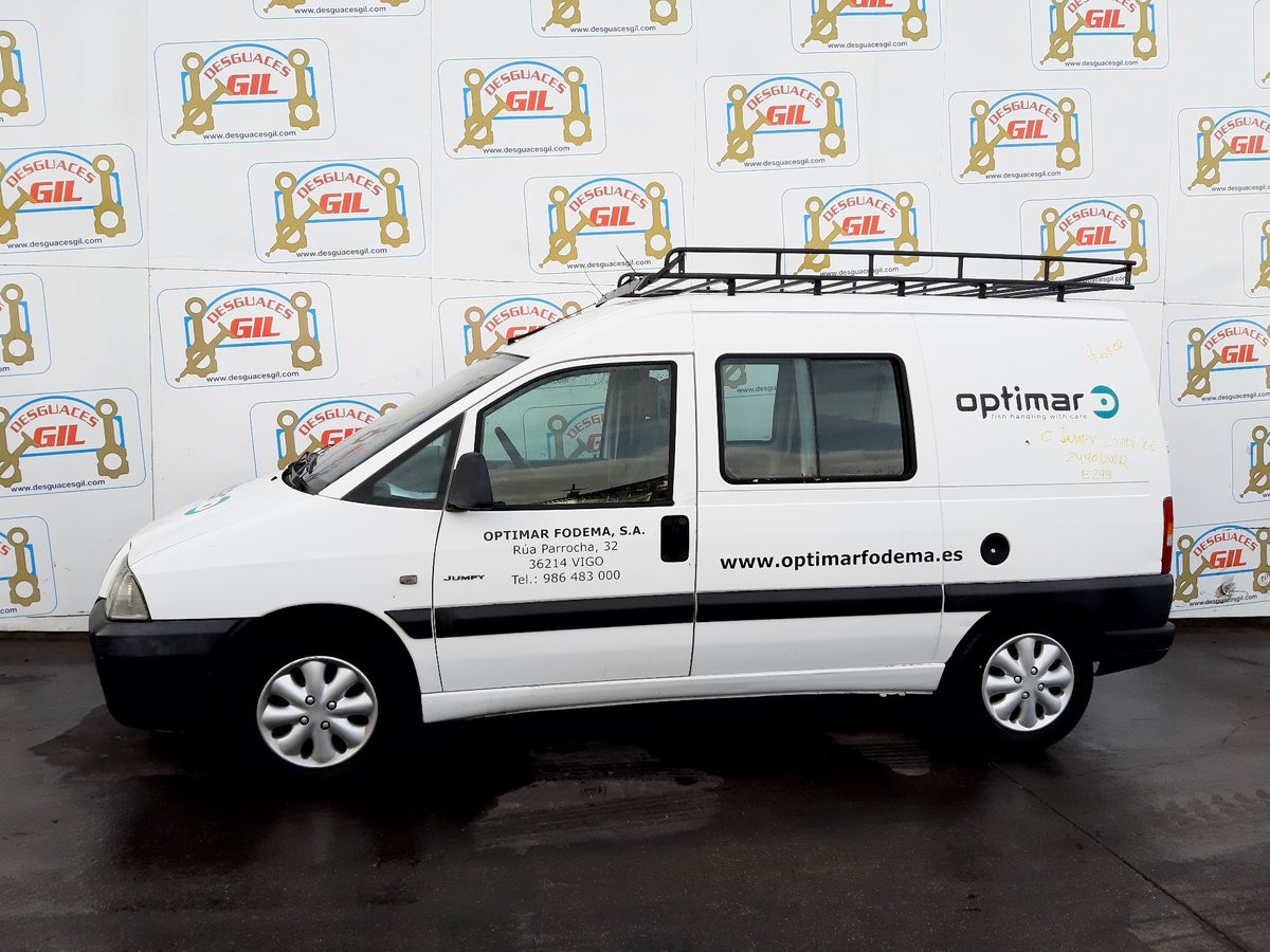 Citroën Jumpy del que se desmontó esta pieza