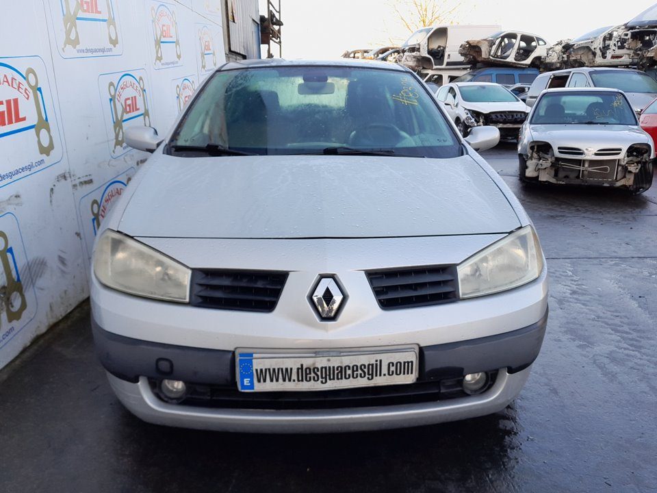 Renault Megane II Classic del que se desmontó esta pieza