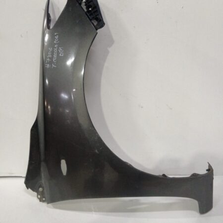 Guardabarro Delantero Derecho Toyota Corolla (E15) 2006-2011 Luna