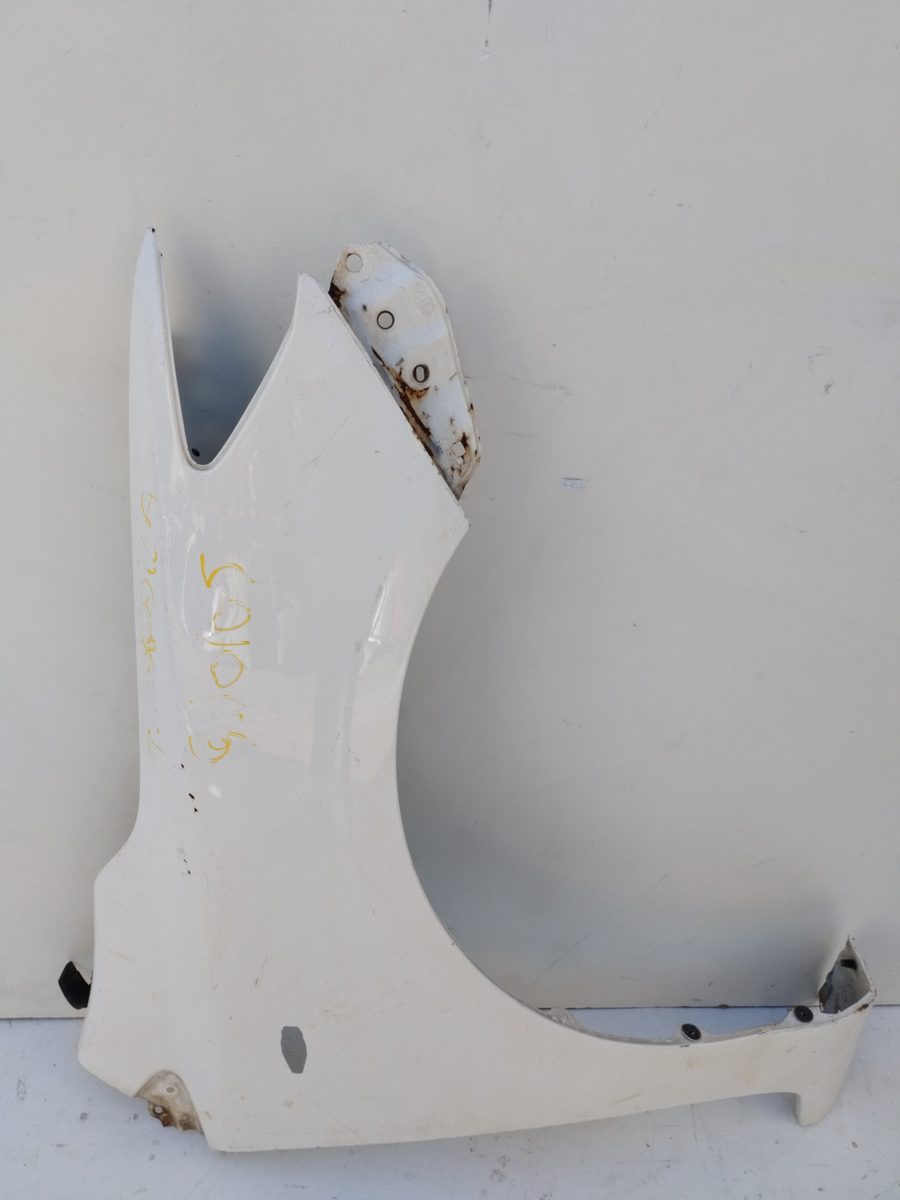 Guardabarro Delantero Derecho Toyota Corolla (E15) 2006-2011
