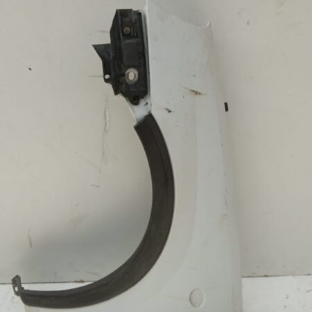 Guardabarro Delantero Izquierdo Chevrolet Corsa 2 2000-2003 (Y 17 DTL / LK8)