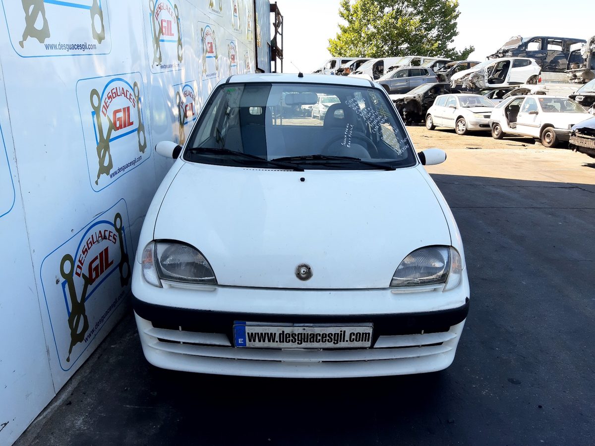 Fiat Seicento (187) del que se desmontó esta pieza