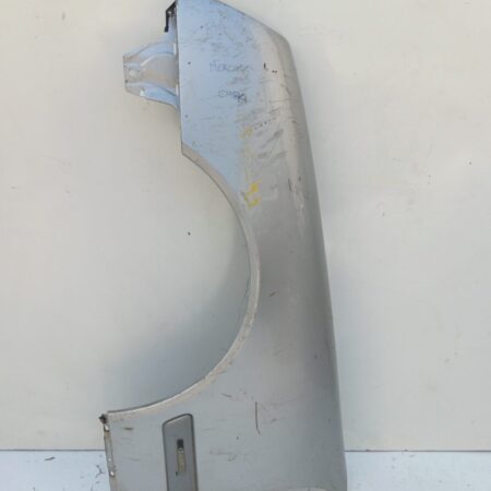 Guardabarro Delantero Izquierdo Mercedes-Benz Clase E (W210) Berlina 1995-2002
