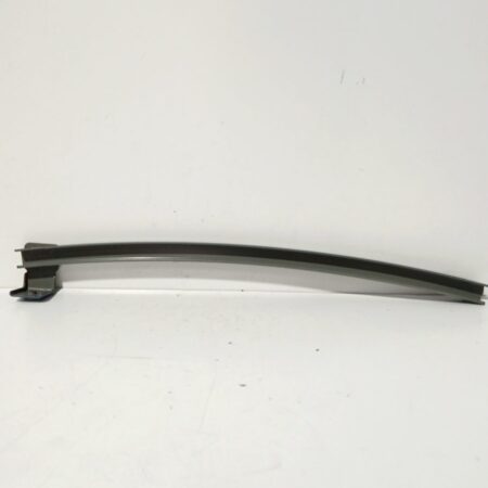 Guias De Vidrio Delantero Derecho Toyota Yaris (NCP1/NLP1/SCP1) 1999-2005 Linea Luna