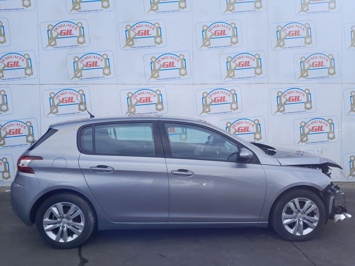 Peugeot 308 del que se desmontó esta pieza