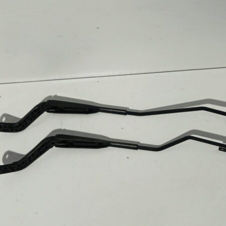 Juego De Brazos De Limpia Parabrisa Delanteros Citroën Saxo 1999-2004 Furio 9620832580
