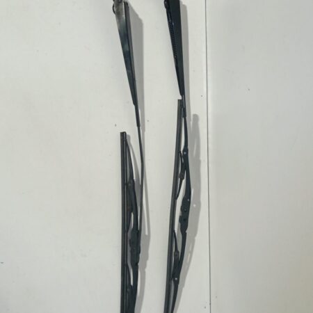 Juego De Brazos De Limpia Parabrisa Delanteros Honda Fit (GD1/5) 2002-2008 Drive A6501