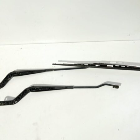 Juego De Brazos De Limpia Parabrisa Delanteros Peugeot 106 (S2) 1996-2004 Max D