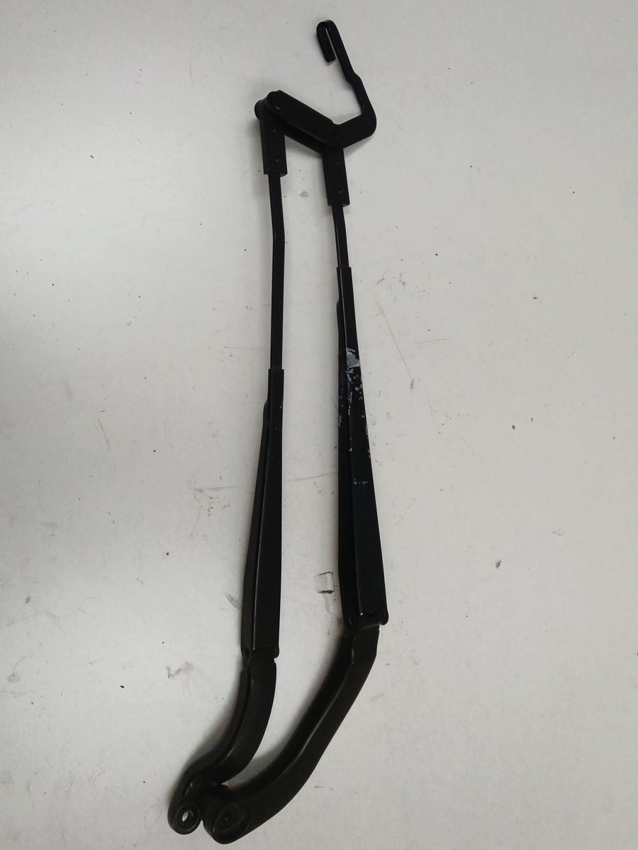 Juego de Brazos de Limpia Parabrisa Delanteros Renault Kwid 2020-2026