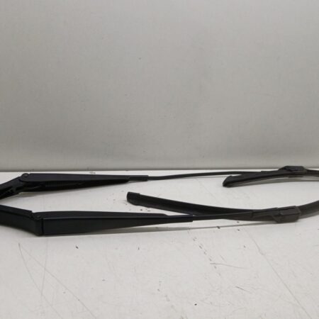 Juego De Brazos De Limpia Parabrisa Delanteros Volkswagen Up! (121) 2011-2016 * 1S1955409B