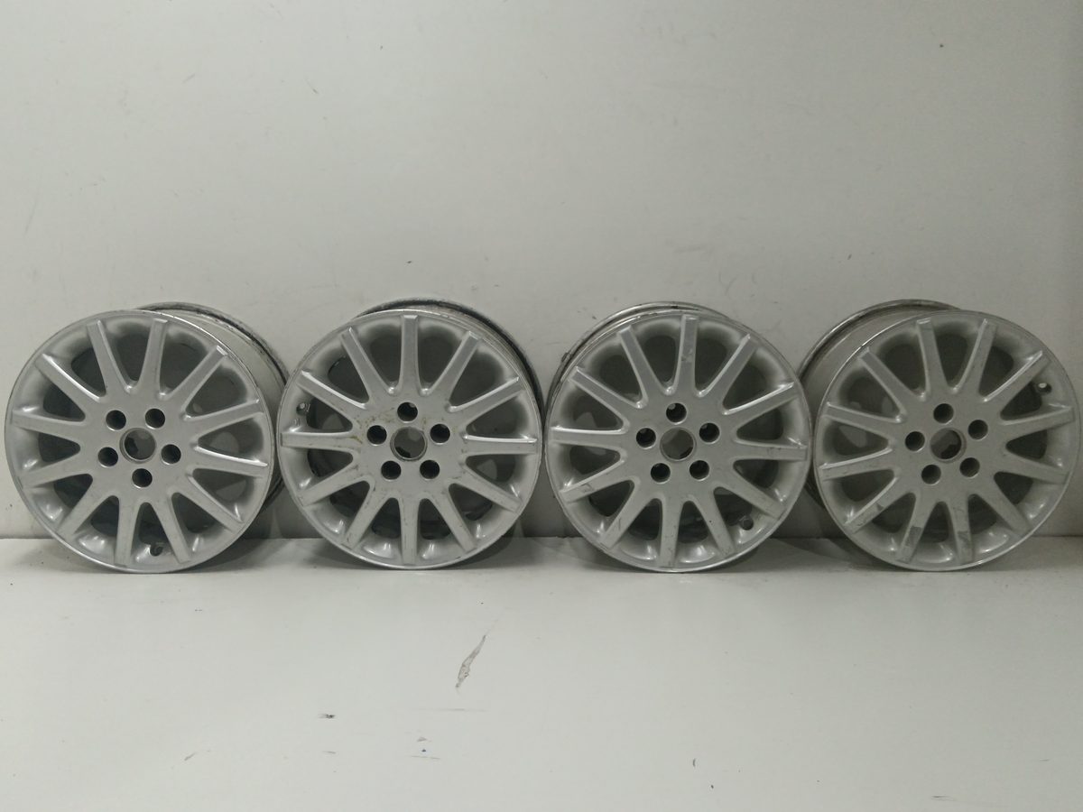 Juego De Llantas Chevrolet Astra F Berlina 1991-1998 Merit 11060005