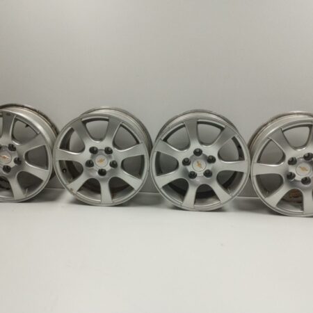 Juego De Llantas Chevrolet Cruze 2009-2014 LS 888131801