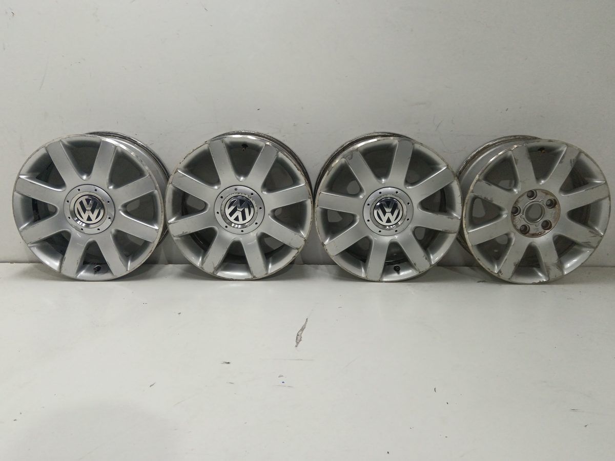 Juego De Llantas Volkswagen Golf V Berlina (1K1) 2003-2008 1K0601025R