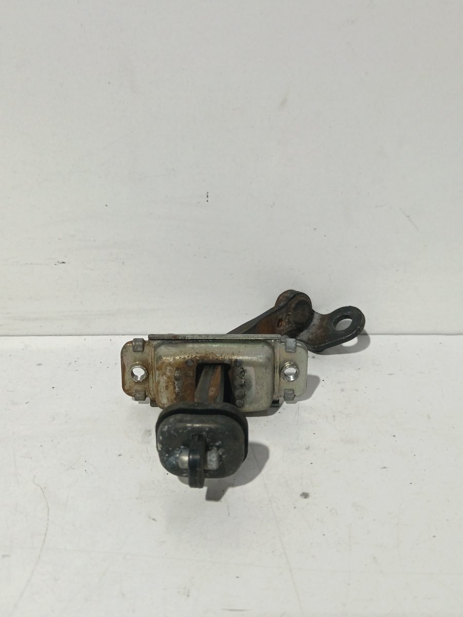 Limitador de Puerta Trasero Chevrolet Aveo 2006-2012