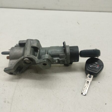 Llave De Arranque Volkswagen Fox (5Z1) 2005-2012 Básico 1.4L 55kW 4B090851