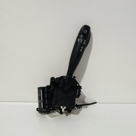 Llave De Luces Y Señalero Hyundai Accent (MC) 2006-2010 GL 1.4L 71kW 32932A