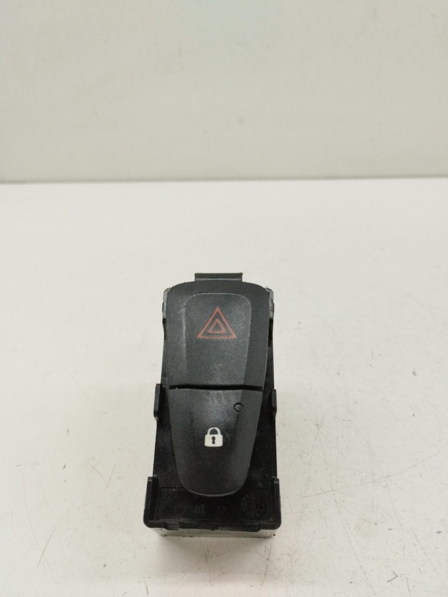 Llave De Valizas Renault Megane Iii Berlina 5 P 2008-2016 Dynamique 1.5L 78kW E3160601D