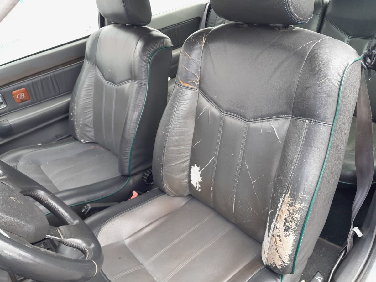 Renault Clio I Fase I+II (B/C57) del que se desmontó esta pieza