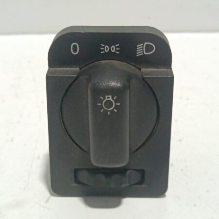Llave Luces Chevrolet Corsa B 1993-1997 Base 1.2L 33kW 90481764