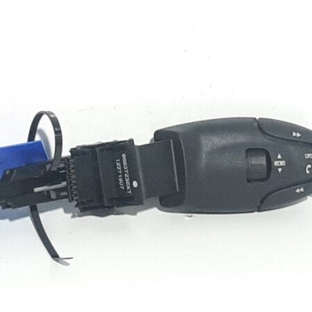 Mando De Radio Peugeot 208 2012-2019 Style 1.2L 60kW 12271907