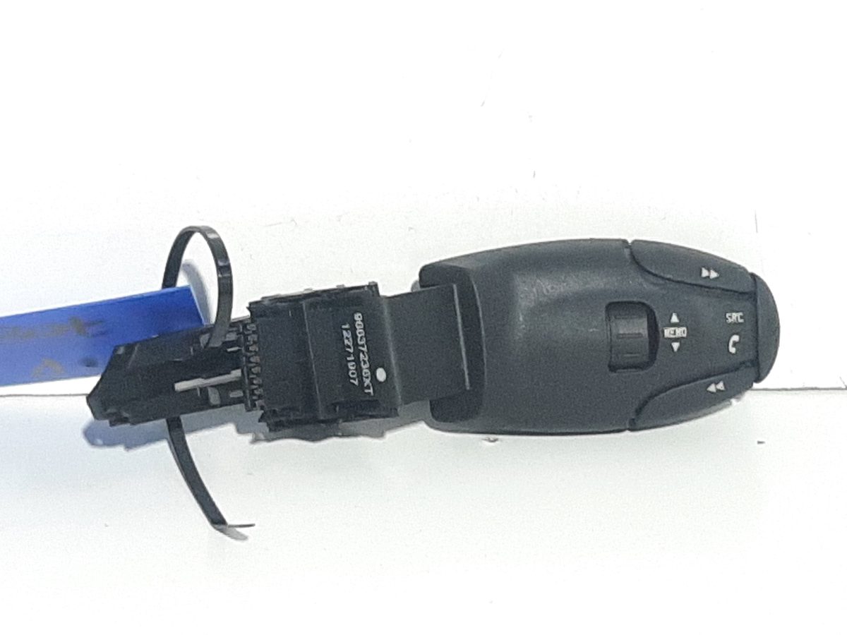 Mando de Radio Peugeot 208 2012-2019