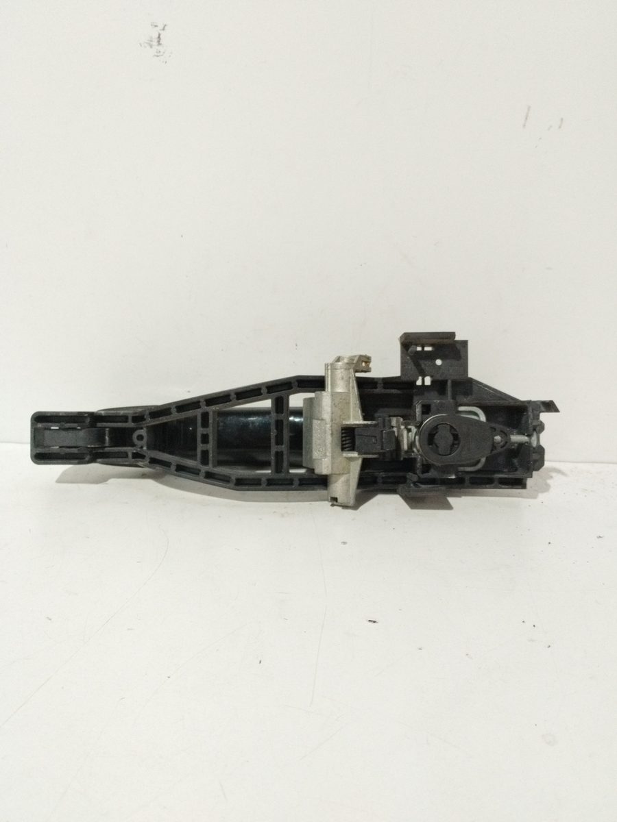Manija Exterior Delantera Izquierda Ford Focus Lim. (CB4) 2007-2011