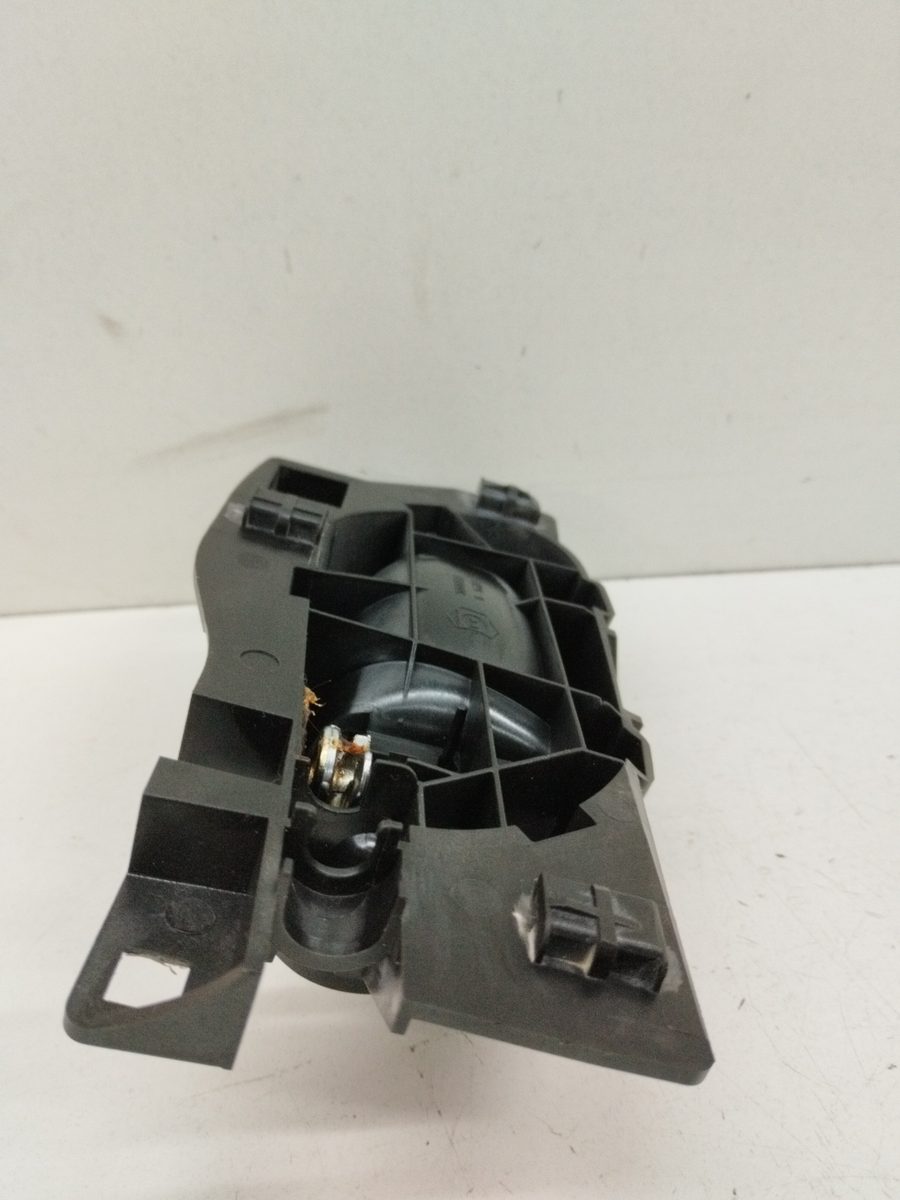 Manija Interior Delantera Izquierda Peugeot 208 2012-2019