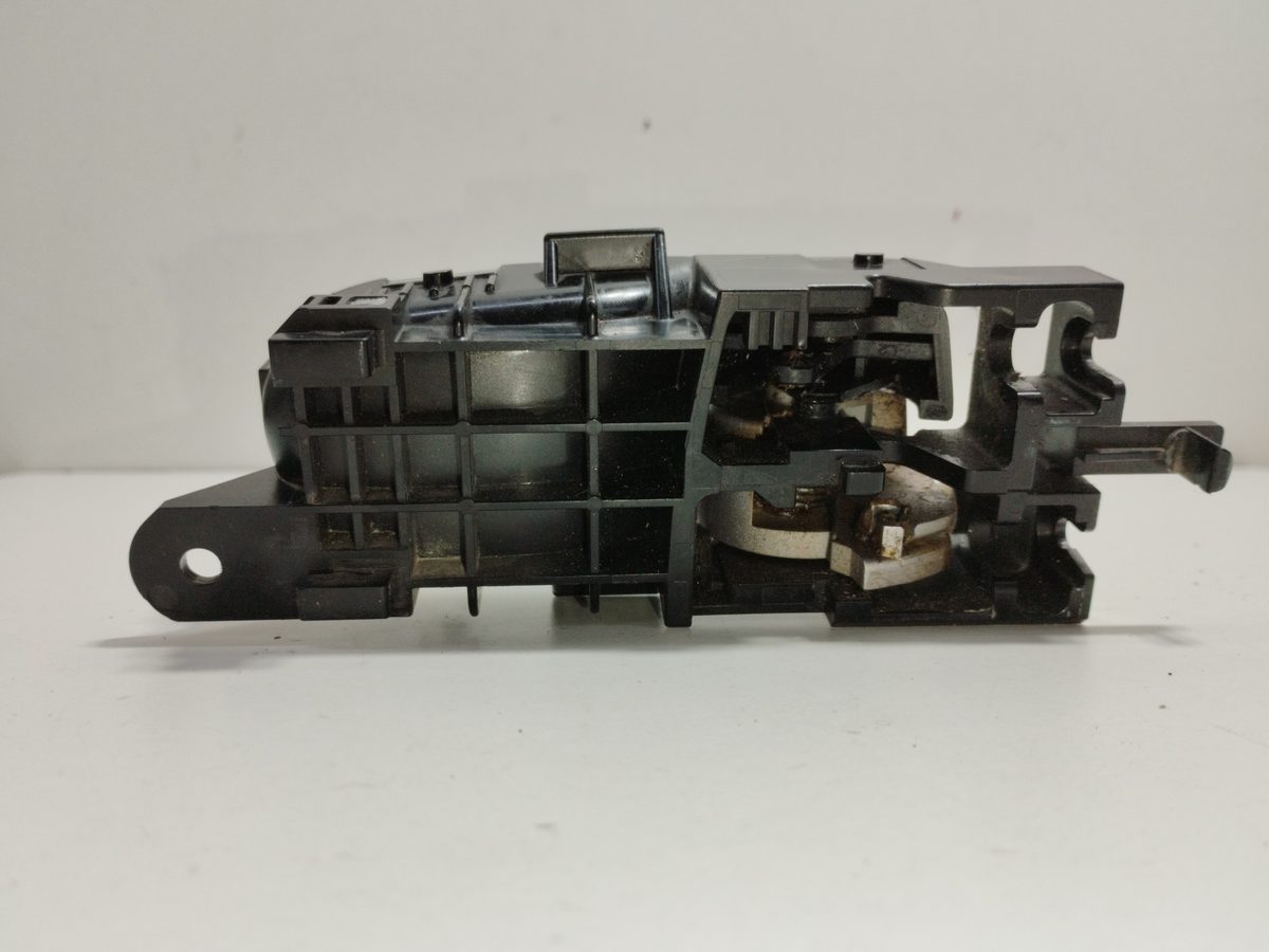 Manija Interior Delantera Izquierda Suzuki Grand Vitara JB (JT) 2005-2014