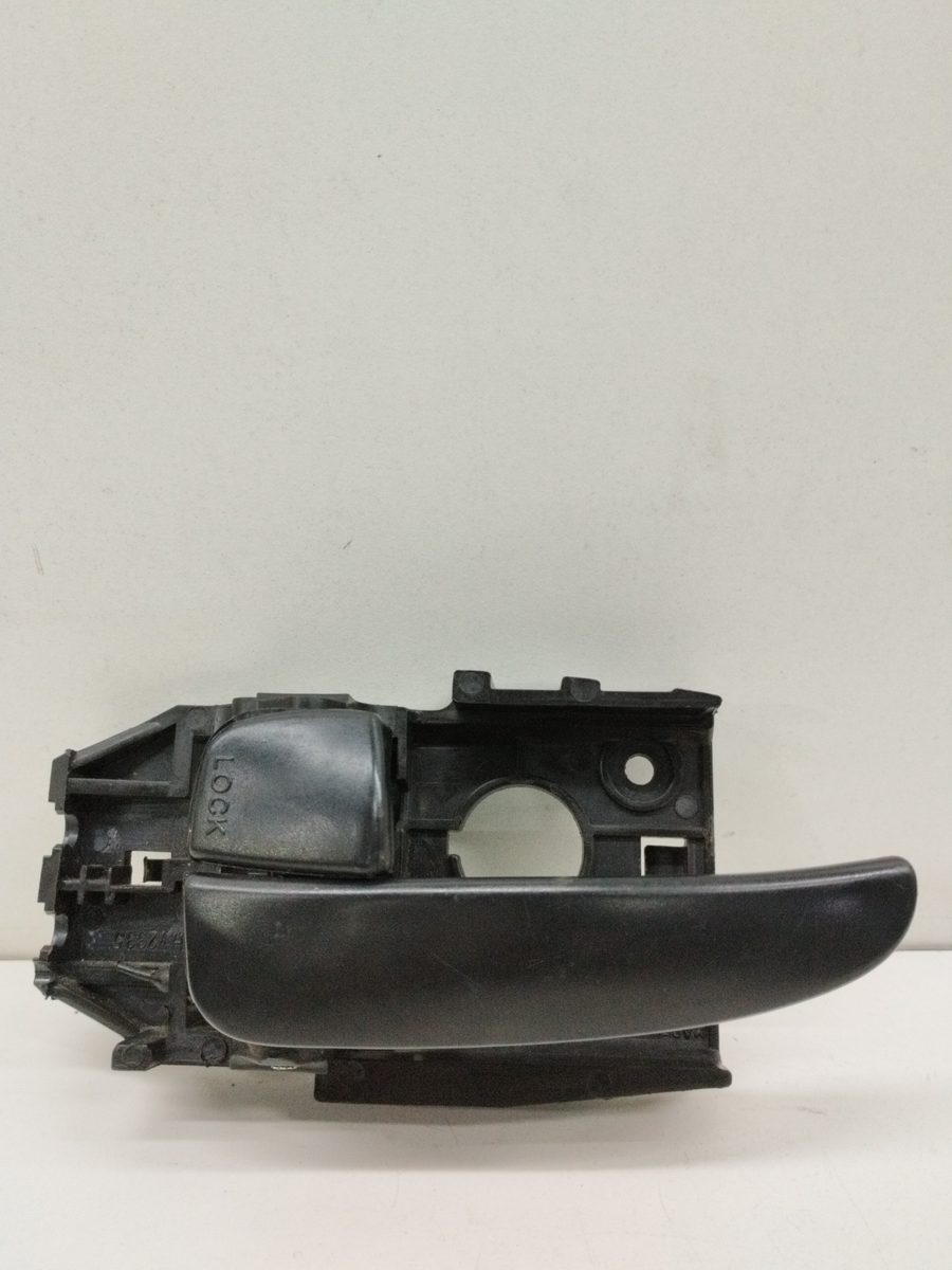 Manija Interior Trasera Izquierda Hyundai Elantra (XD) 2000-2008 HY2335