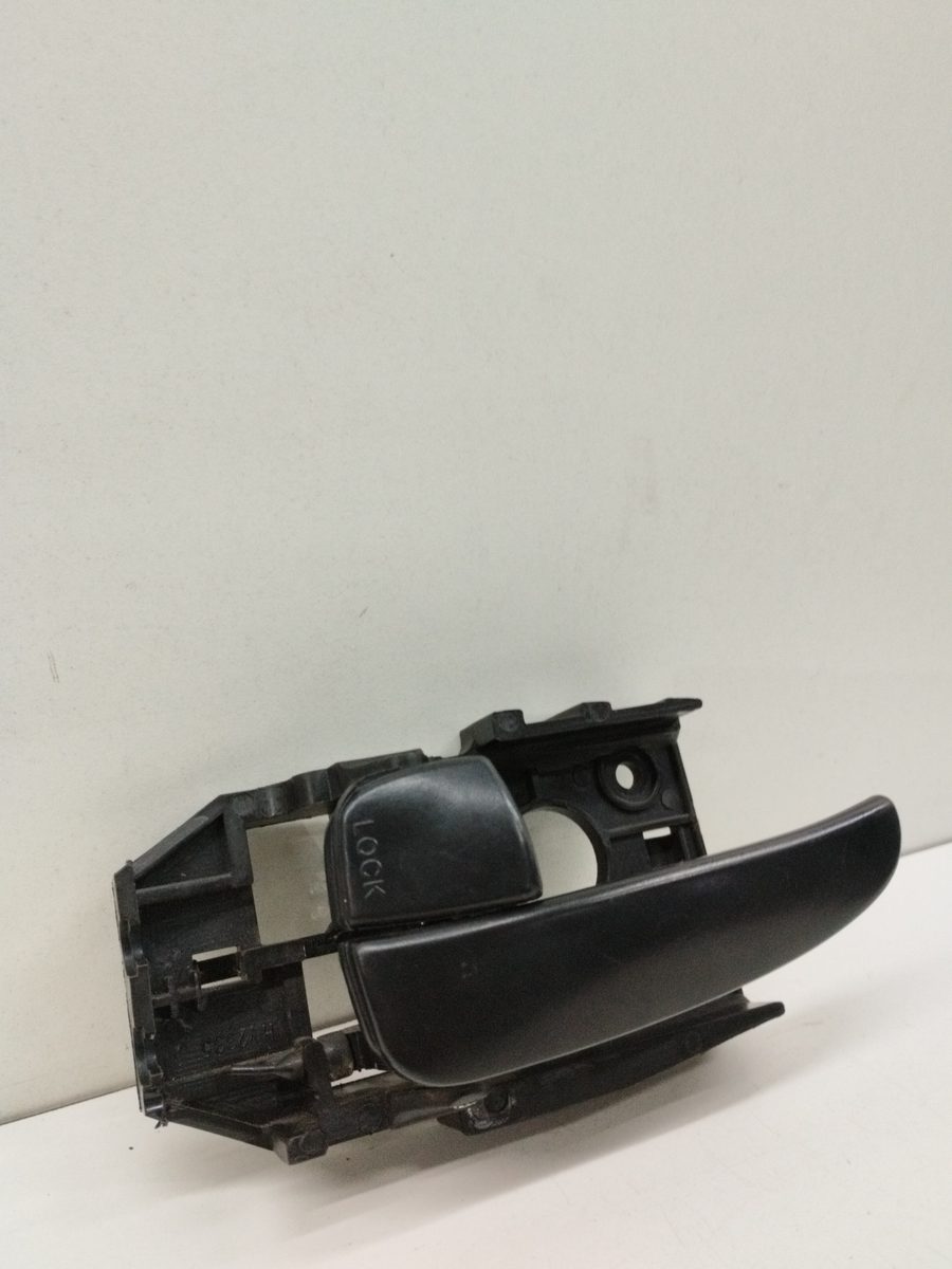 Manija Interior Trasera Izquierda Hyundai Elantra (XD) 2000-2008