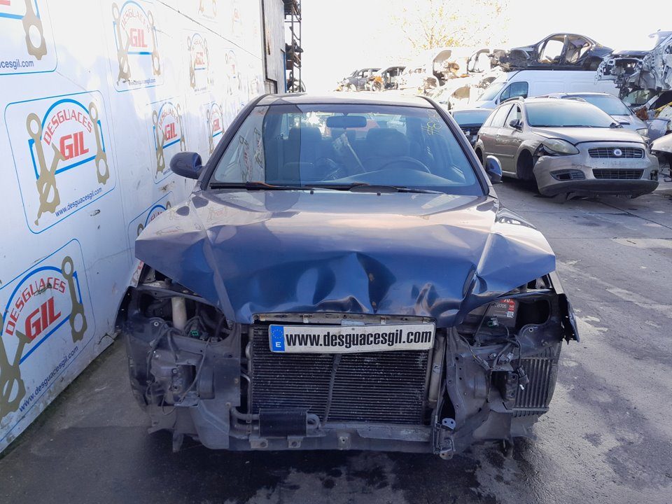 Hyundai Elantra (XD) del que se desmontó esta pieza