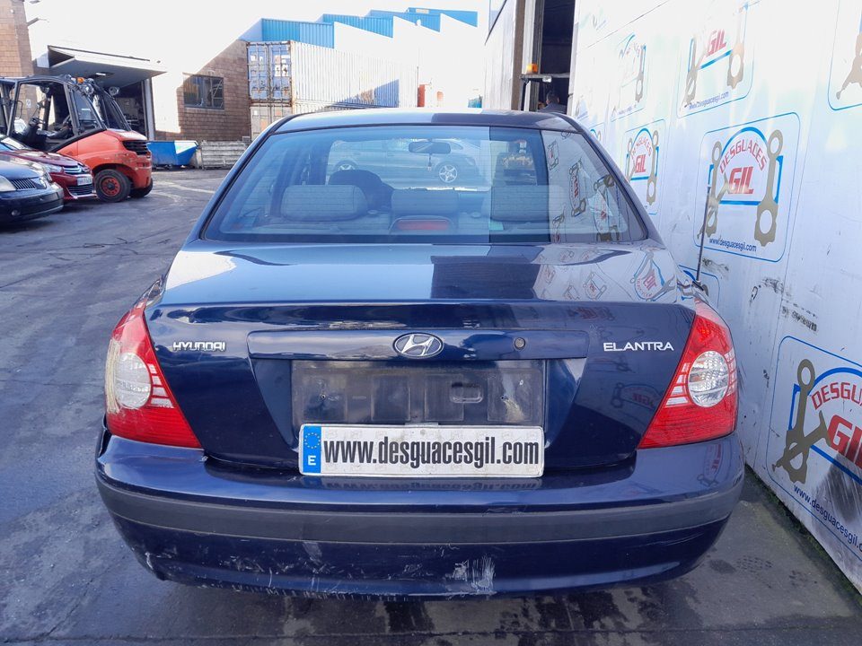 Hyundai Elantra (XD) del que se desmontó esta pieza