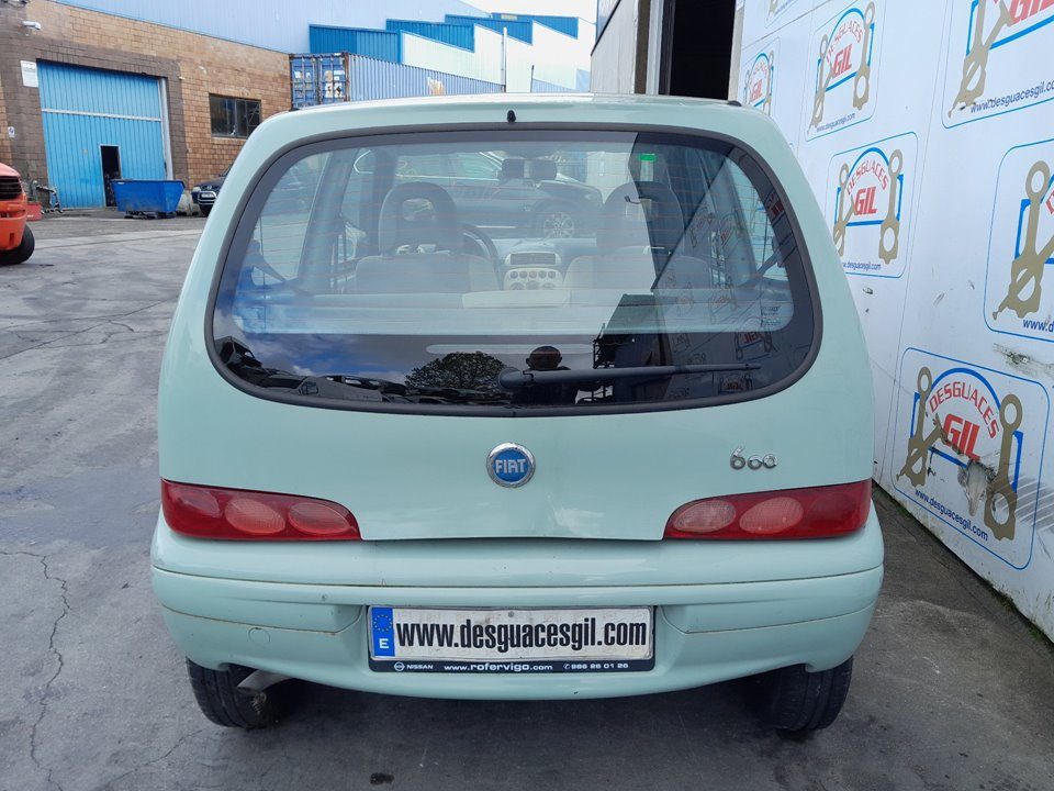 Fiat Seicento (187) del que se desmontó esta pieza