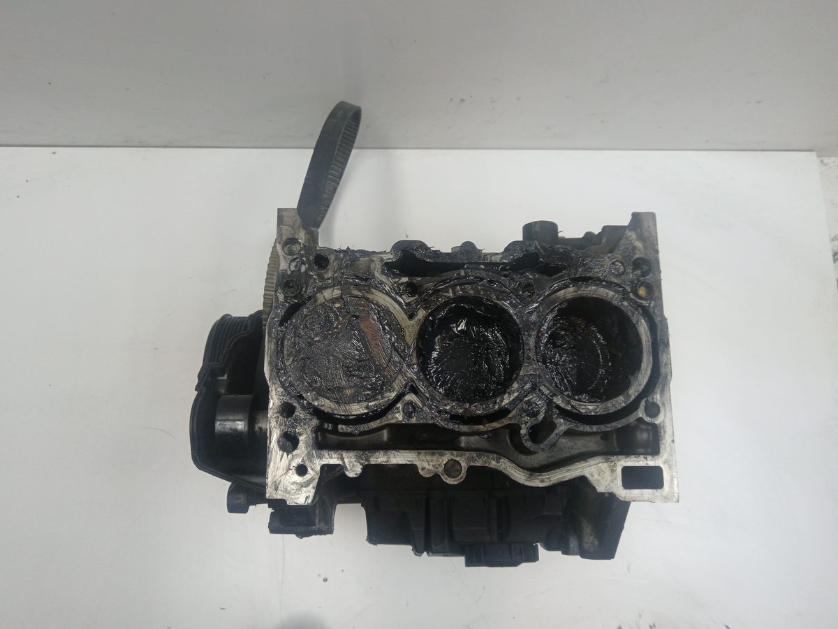 Medio Motor Volkswagen Up! (121) 2011-2016 * VWAGCZXX1